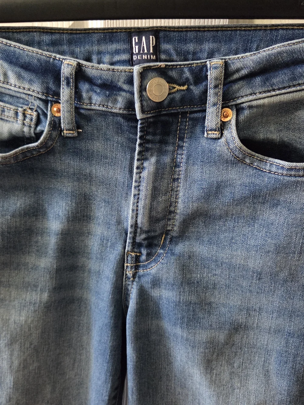 GAP kid’s mid
